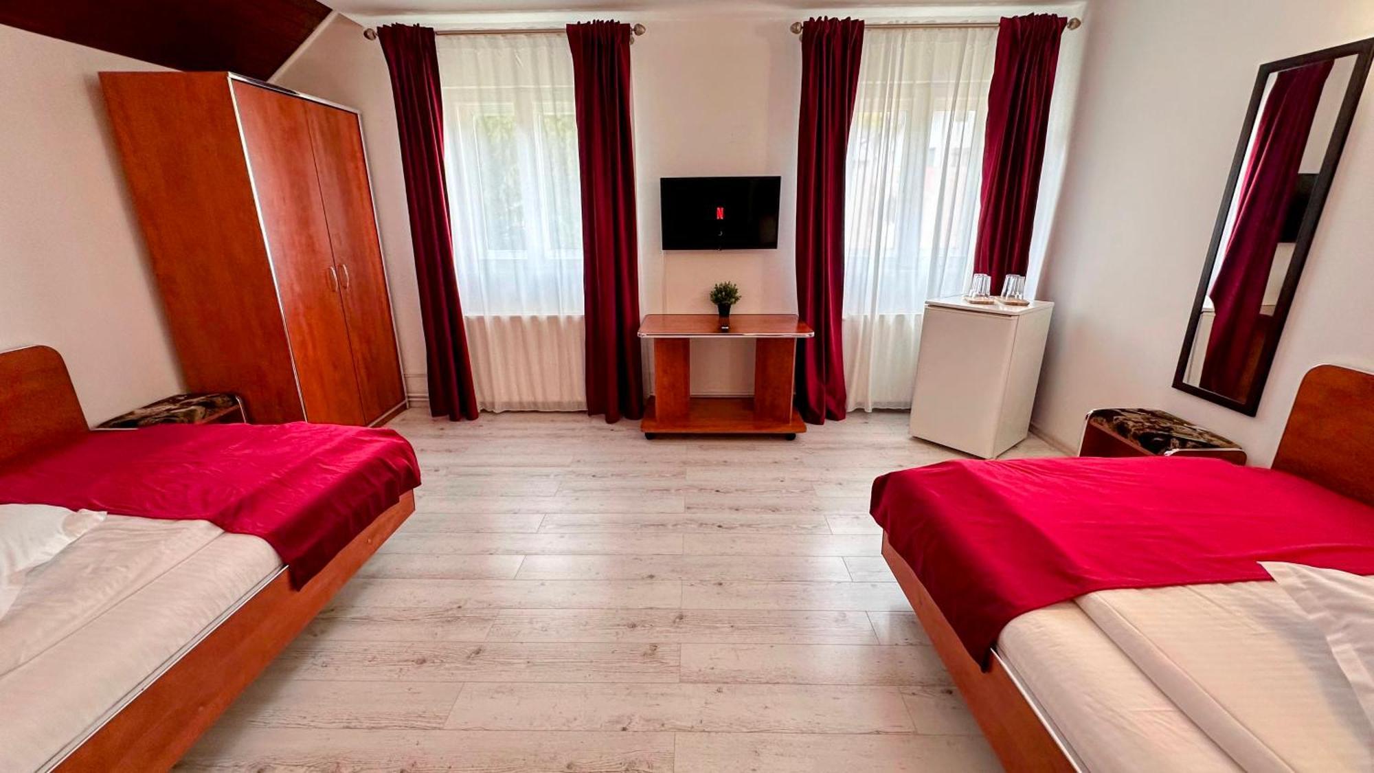 Valea Alba View - Self Check-In Otel Buşteni Dış mekan fotoğraf