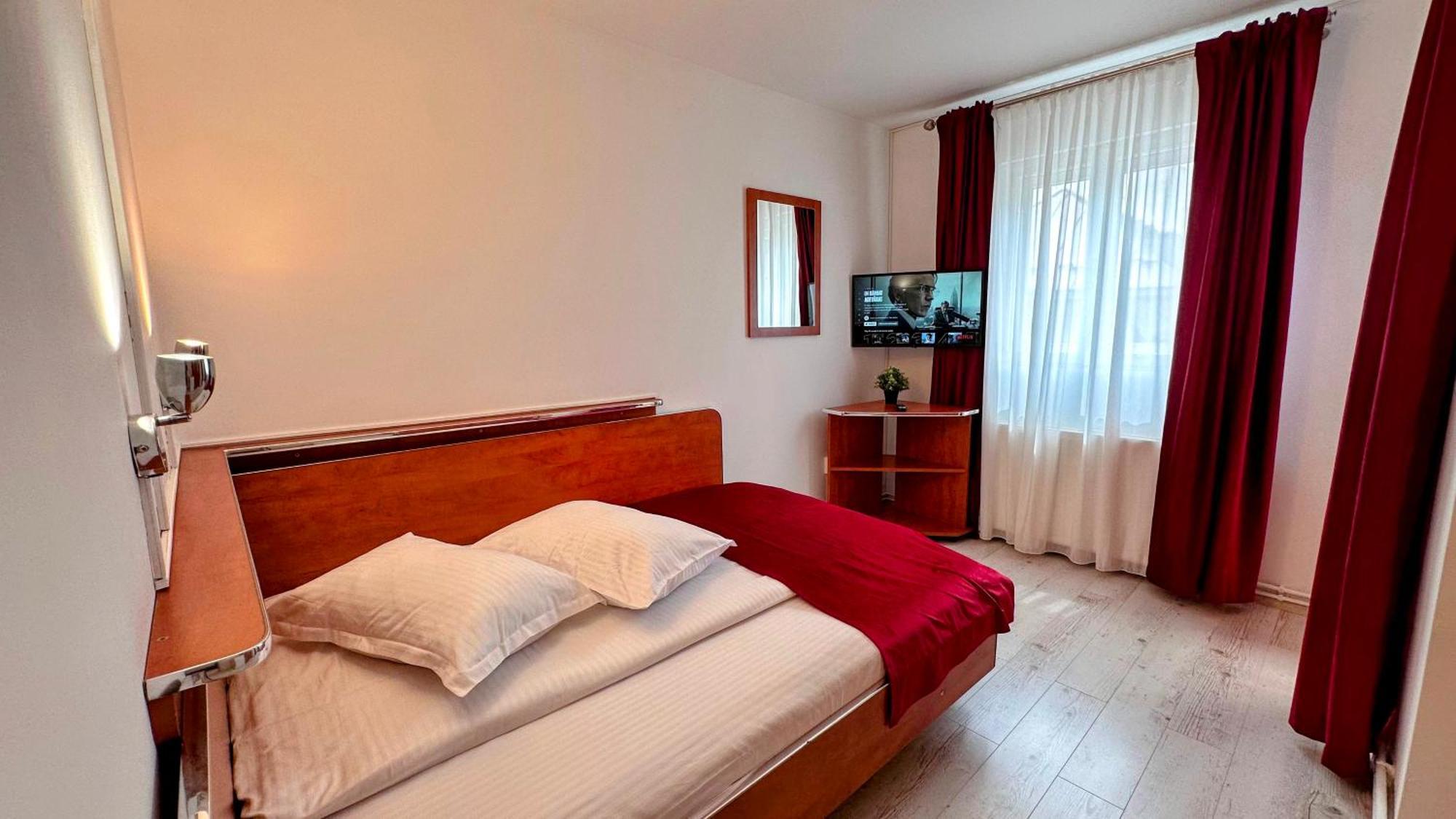 Valea Alba View - Self Check-In Otel Buşteni Dış mekan fotoğraf